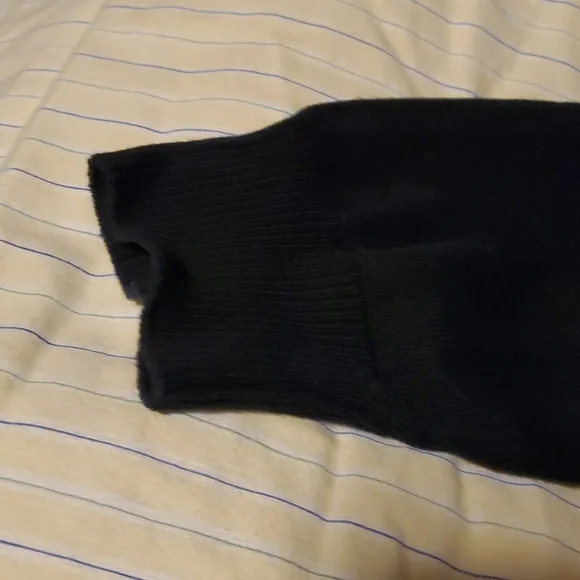 Black and Gray sweater - Picture 9 of 12